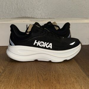 Women’s Hoka Bondi 9
